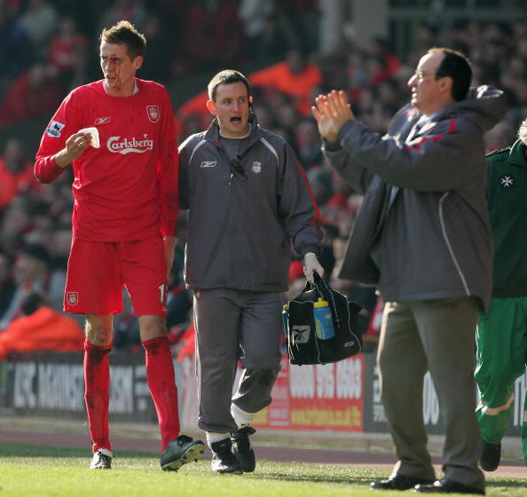 乐福半场三分4中3得到11分，爵士板凳球员得分占比近一半（乐福半场三分命中率75%拿下11分，爵士替补贡献近半数得分）