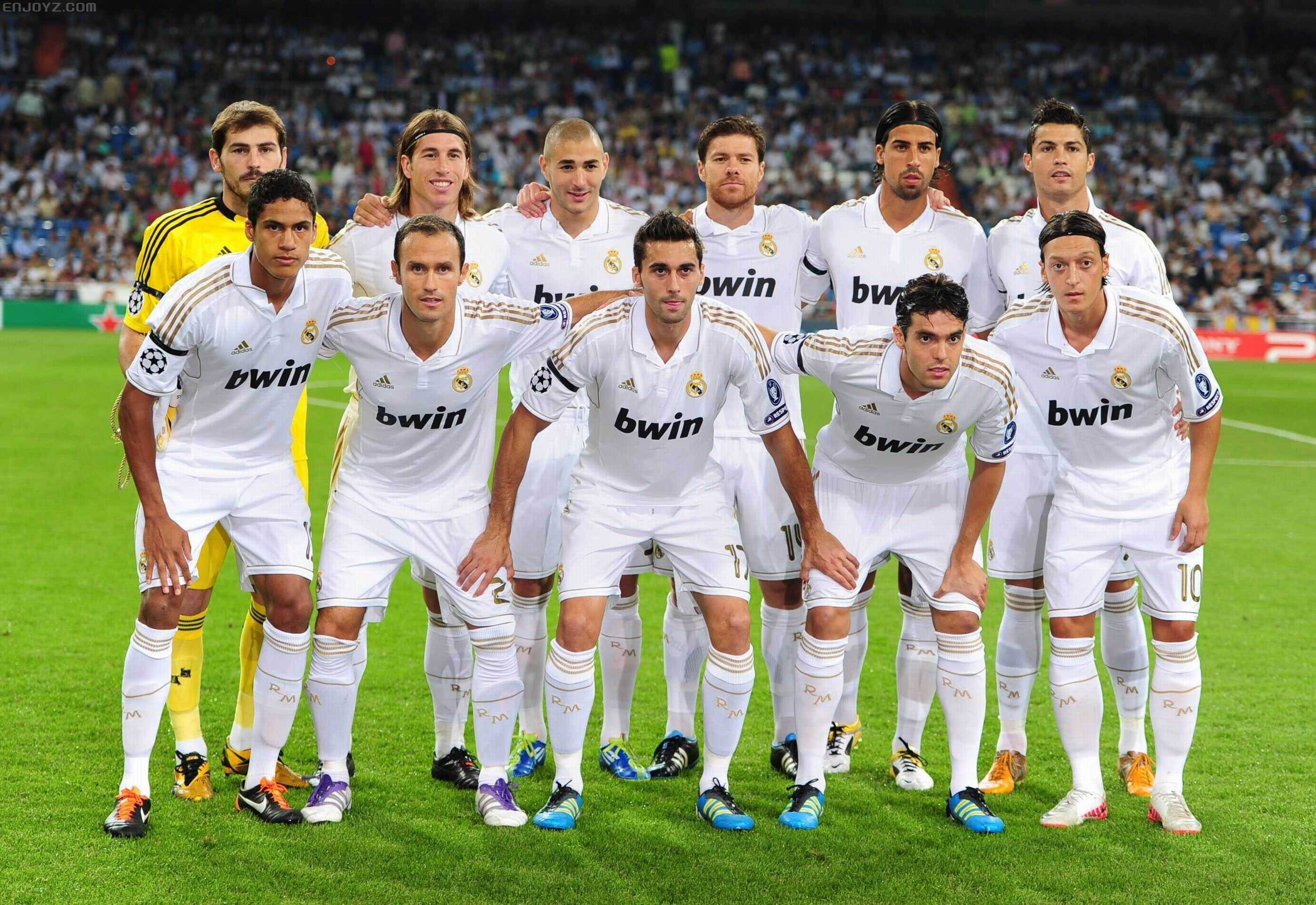 斯基拉：英超俱乐部想签圣地亚哥-卡斯特罗，但博洛尼亚不想卖（斯基拉：多家英超队相中圣地亚哥-卡斯特罗，博洛尼亚无意放人）