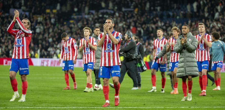 长春亚泰老将谭龙休赛期加练：国旗下的奔跑，坚持生长的模样（长春亚泰老将谭龙休赛期苦练：国旗下的奔跑，保持成长姿态）