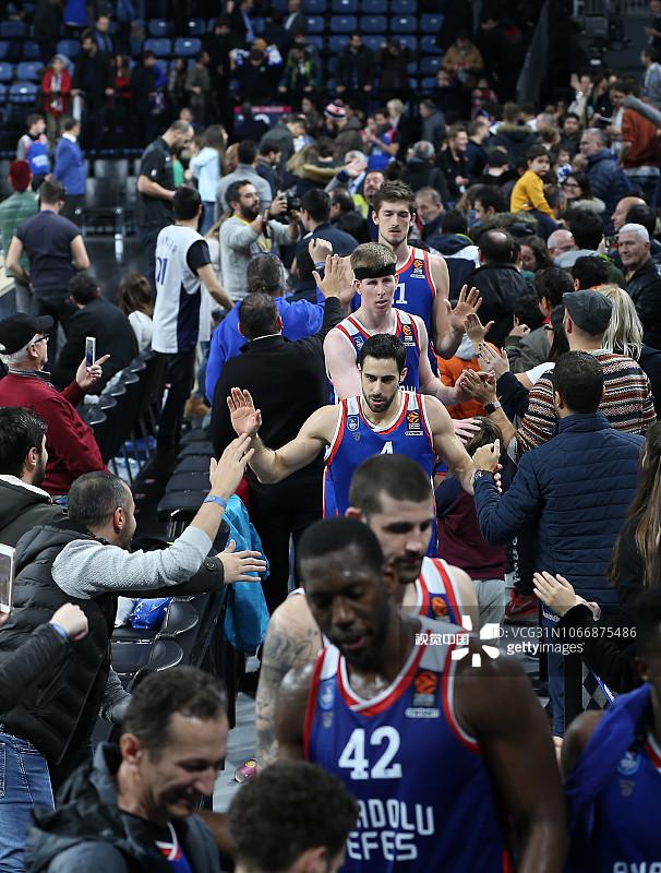 发言厅里厅气，加纳前国脚：中国足球不能说好，也不能说不好（发言场面拉满，加纳前国脚：中国足球谈不上好坏）