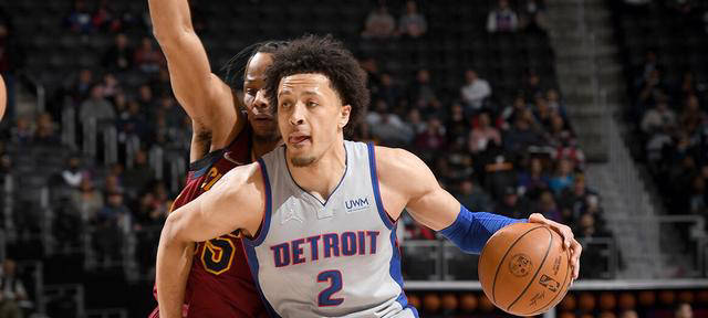 阿斯：阿隆索拥有绝对执教权威，皇马球员要认清这点并支持他（阿斯报：阿隆索执教权威不容置疑，皇马球员应认清并全力支持）