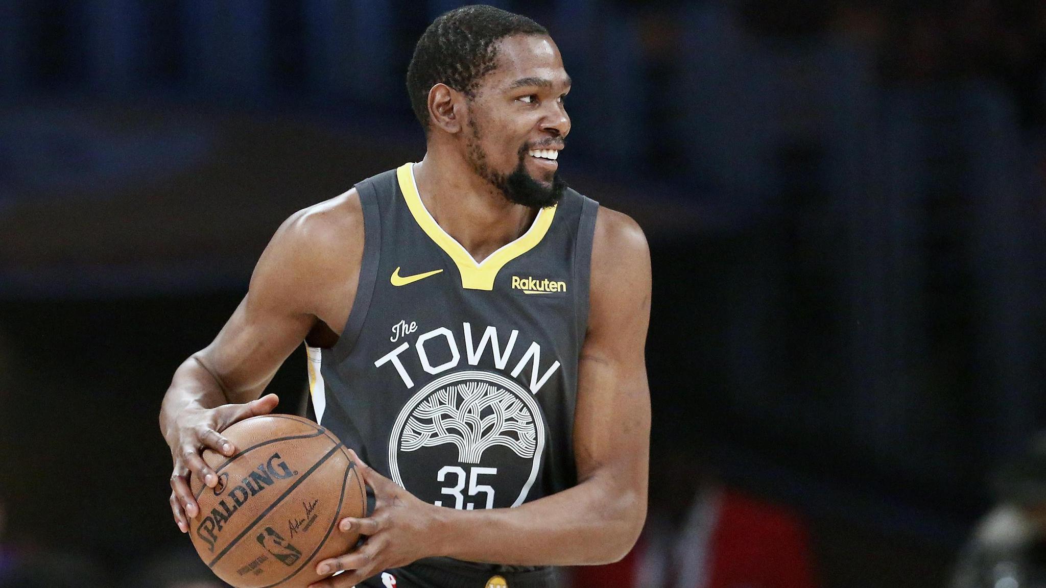 每体：对阵切尔西时，费尔明就是带伤出战（每体：费尔明对阵切尔西时带伤登场）