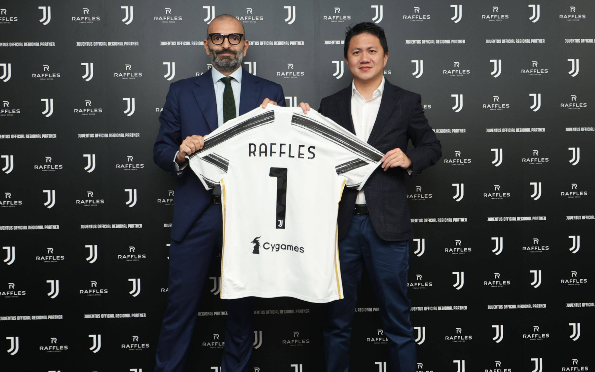 意媒：尤文关注穆哈雷莫维奇与莱切加布里埃尔，需与国米竞争（意媒：尤文有意穆哈雷莫维奇与莱切加布里埃尔，或将与国米抢人）