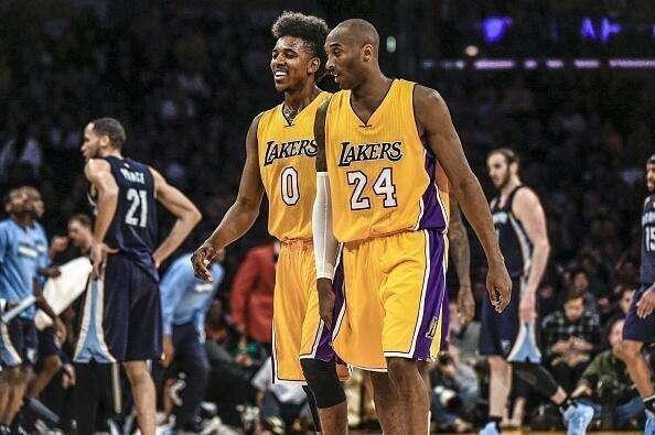 梅西：踢球不会在意纪录；希望能够参加2026世界杯（梅西：踢球不为纪录，盼出战2026年世界杯）