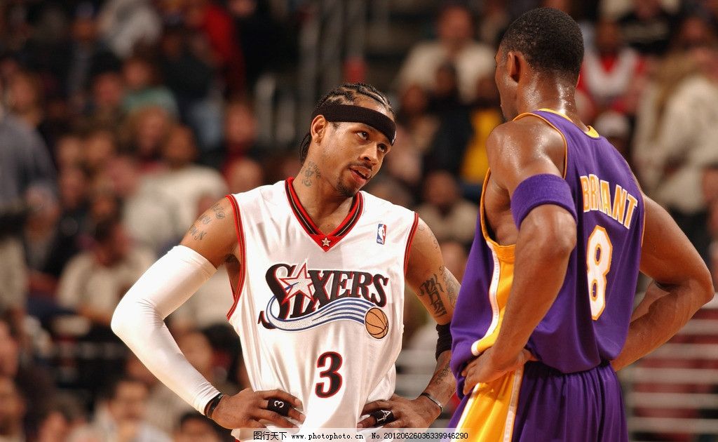 詹姆斯关键时刻稳住节奏（关键时刻，詹姆斯掌控节奏）