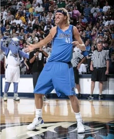 加雷 ：瓦伦的问题在于林荣福和高层，他们不走球队好不了（加雷：瓦伦西亚困局在林荣福与高层，不撤换难翻身）