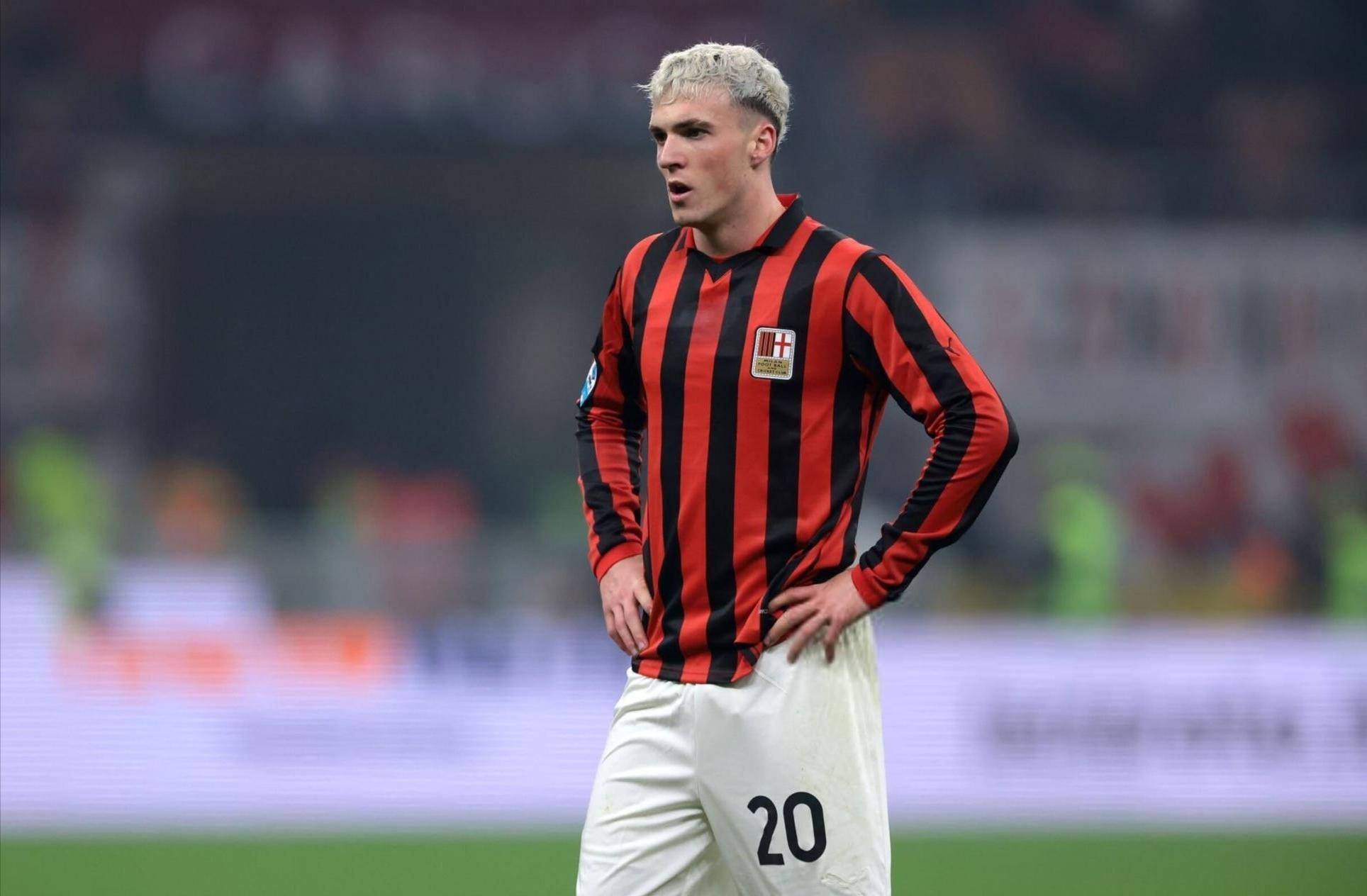 马特拉齐：我一直更喜欢客战，敌对球迷的呐喊和嘘声让我兴奋（马特拉齐：我偏爱客场，对手球迷的嘘声越大我越兴奋）