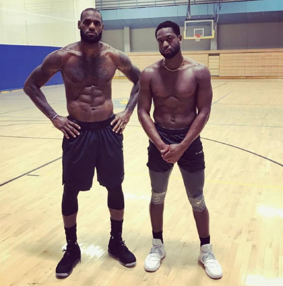 回顾英超上个赛季的圣诞排行榜：（英超上赛季圣诞榜单盘点）