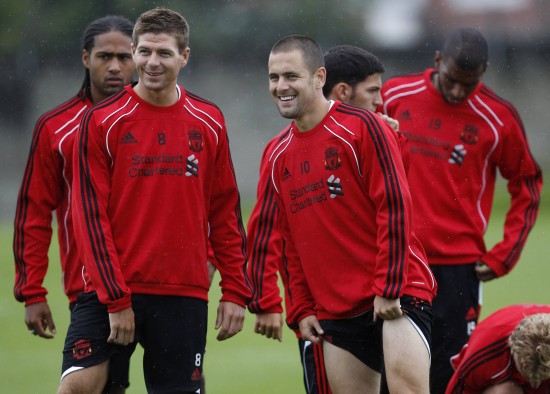 世体：费兰的出色表现让巴萨内部讨论是否要大手笔买前锋（世体：费兰状态爆发，巴萨高层商议是否砸重金引进前锋）