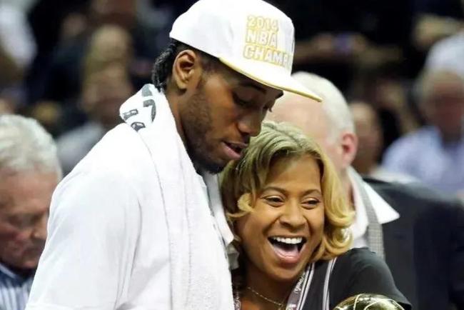 姆巴佩的双响炮让皇马只差一分（姆巴佩梅开二度，皇马仅落后1分）