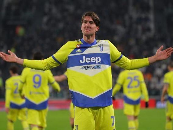 马塔：我想继续证明我依然能享受足球，并且保持高水平状态（马塔：我希望继续证明自己依旧乐在足球，并保持高水准）